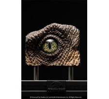 Jurassic Park 1/1 Replica Bust Velociraptor Eye 23 cm