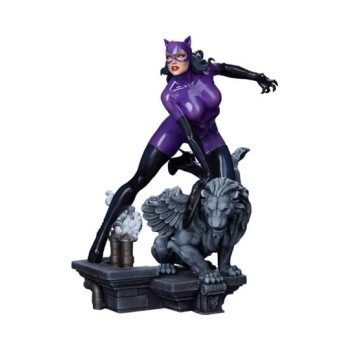 DC Comics Maquette 1/4 Catwoman (Purple Edition) 47 cm